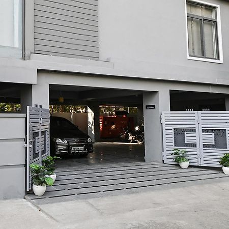 Super Townhouse De Alphabet Karmanghat Hyderabad Exterior photo